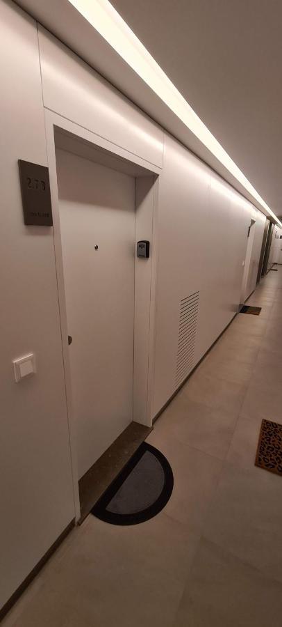 Apartamento T0 - Edifício Uno Al Mar Vila Nova de Gaia Exterior foto